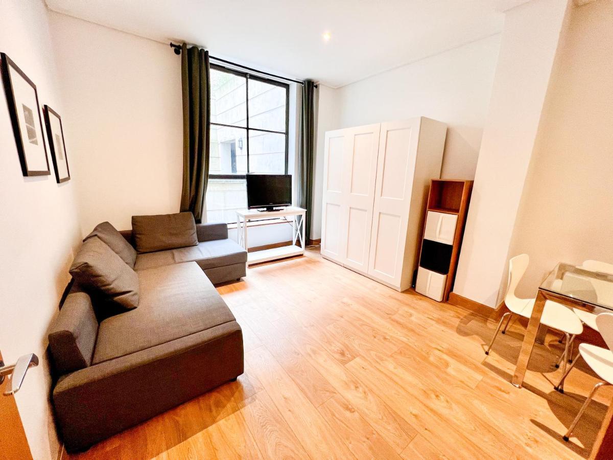 Superior Entire Apartment Between St Pauls Cathedral And Covent Garden Лондон Экстерьер фото